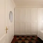 Welcome To Vatican Apartamento